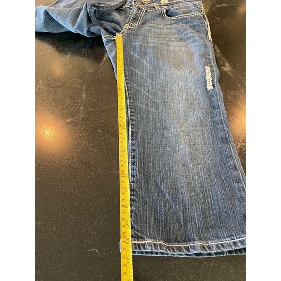 BKE Buckle Starlite Jean Capris size 31 - Picture 8 of 9